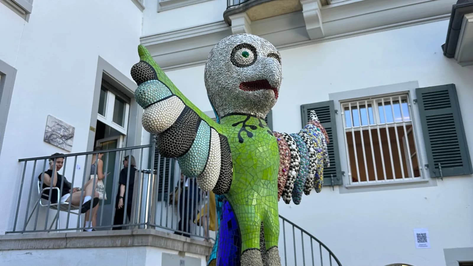 Niki de Saint Phalle on Avenue Winston Churchill, public art in Paris