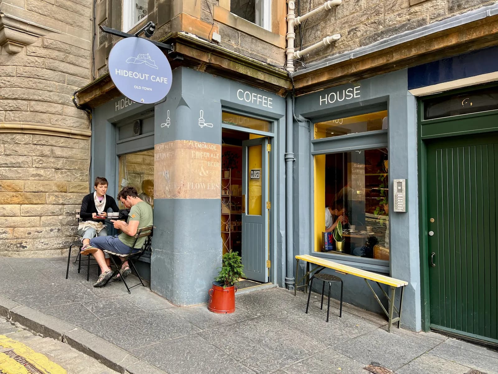 Hideout Cafe, cafe in Scotland